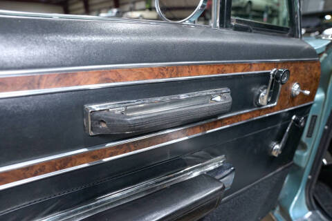 1968 Chrysler New Yorker