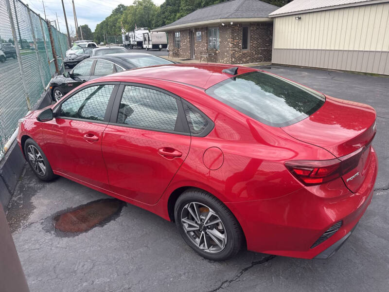 2022 Kia Forte FE