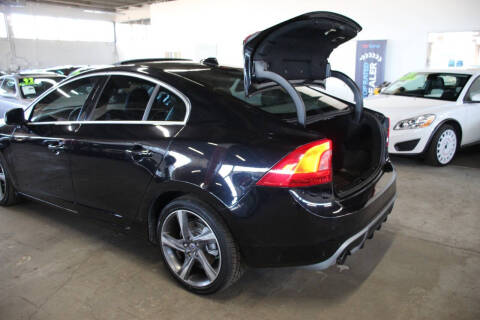 2013 Volvo S60 T6 R-Design Platinum