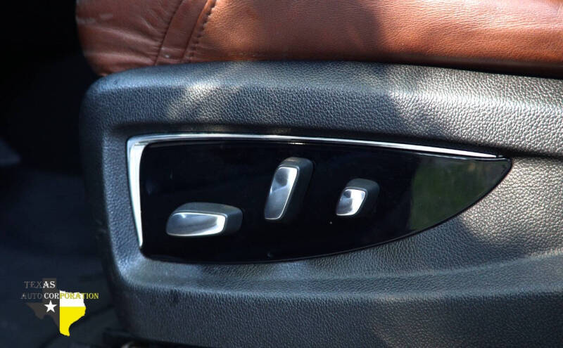 2015 Cadillac Escalade Premium