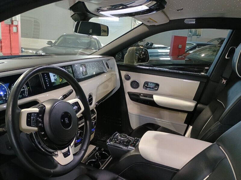 2019 Rolls-Royce Phantom