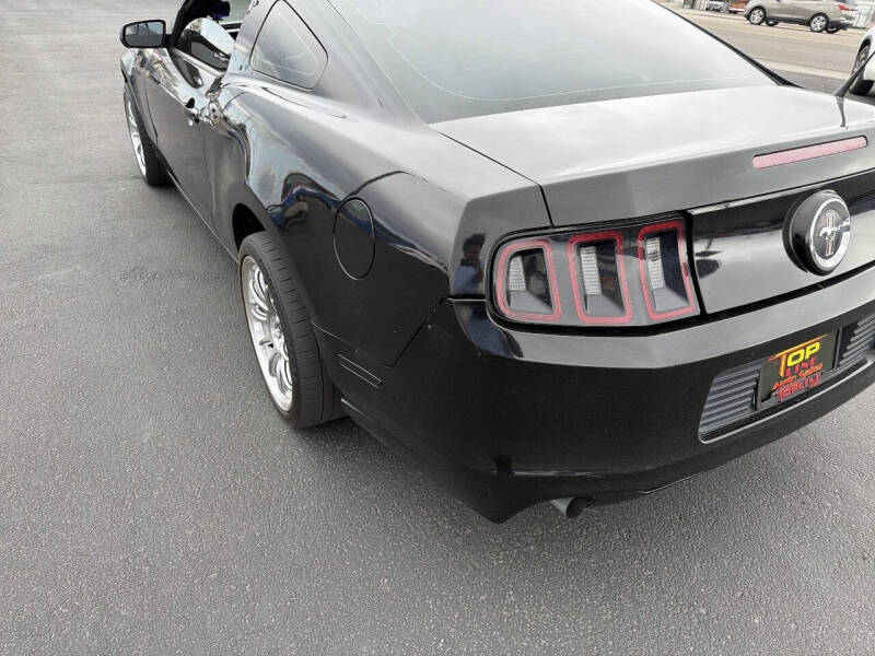 2014 Ford Mustang V6