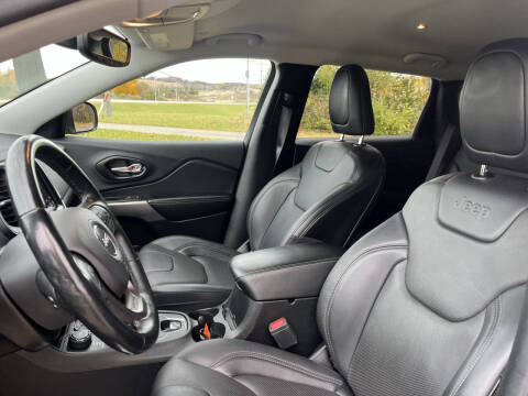 2021 Jeep Cherokee Latitude Lux