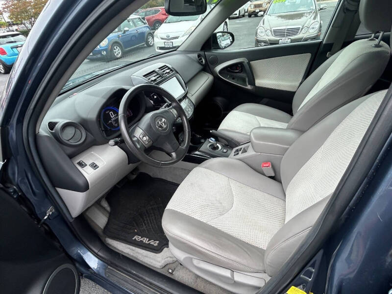 2014 Toyota RAV4 EV