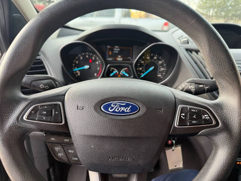 2019 Ford Escape S