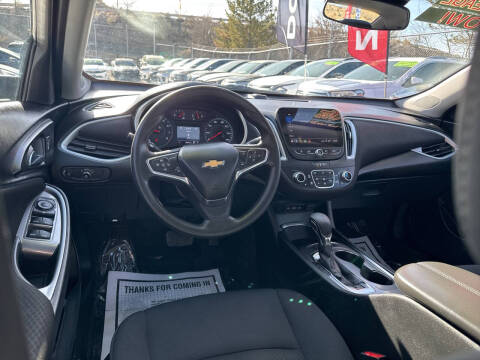 2023 Chevrolet Malibu LT