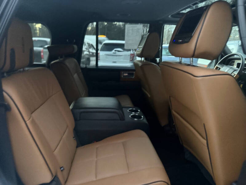 2011 Lincoln Navigator L