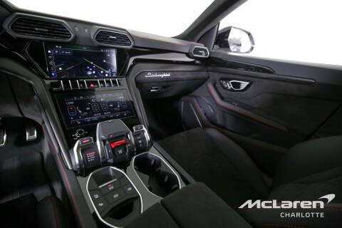 2023 Lamborghini Urus S