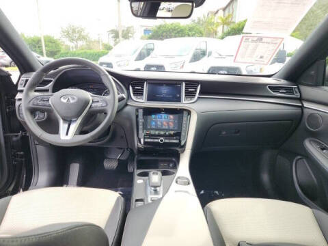 2025 Infiniti QX55 Luxe