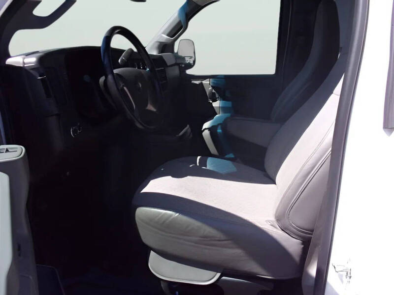 2016 Chevrolet Express LS 2500