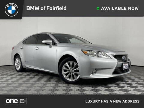 2015 Lexus ES 300h