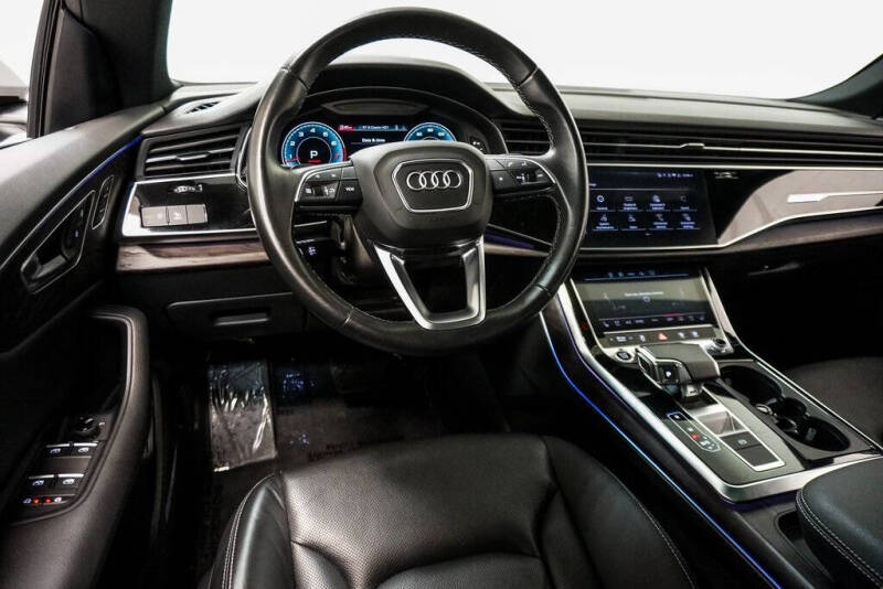 2021 Audi Q8 quattro Premium Plus 55 TFSI