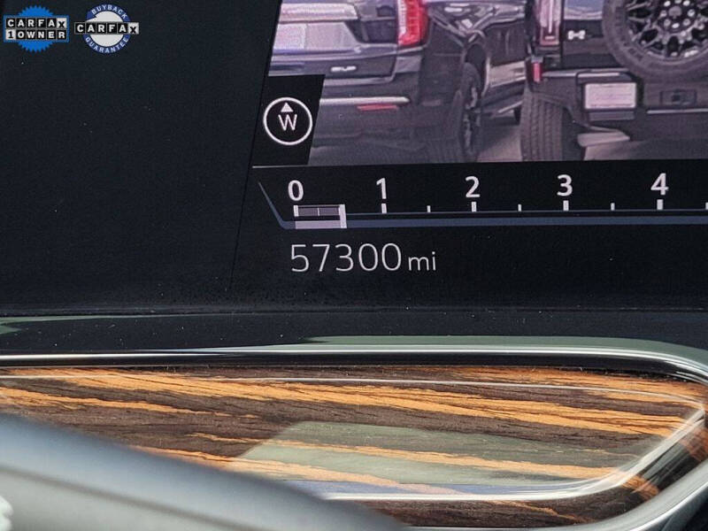 2022 Cadillac Escalade Luxury