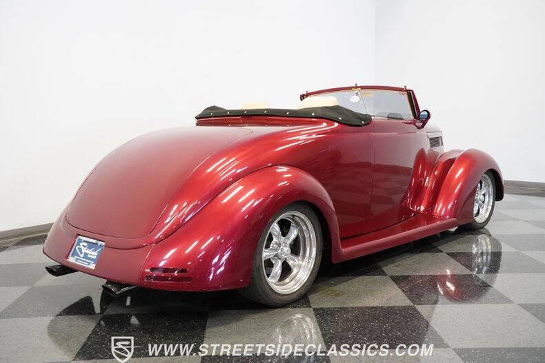 1937 Ford Cabriolet