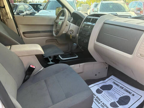 2009 Ford Escape XLS