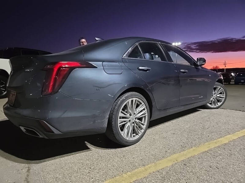 2021 Cadillac CT4 Premium Luxury