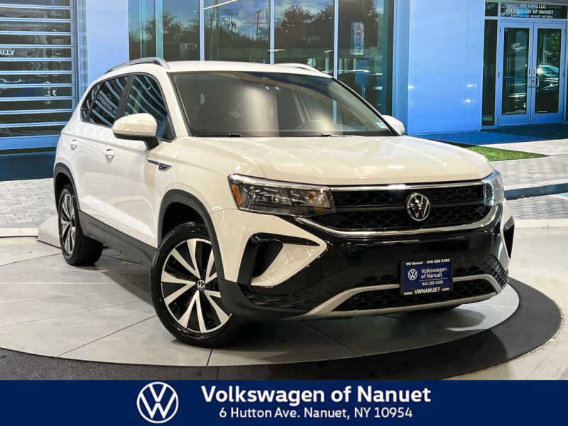 2023 Volkswagen Taos SE 4Motion