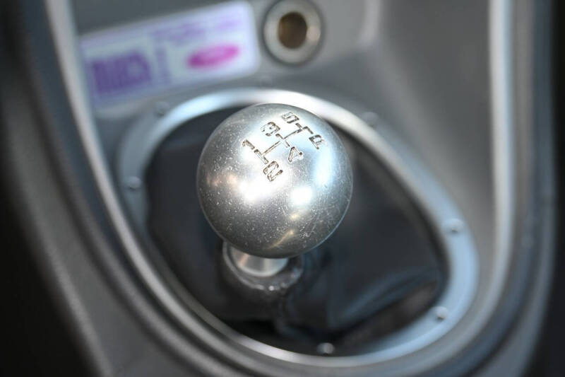 2004 Ford Mustang Mach 1 Premium