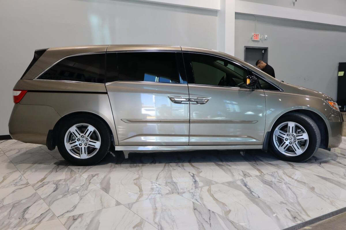 2013 Honda Odyssey for sale at IMD MOTORS, INC in Dallas, TX