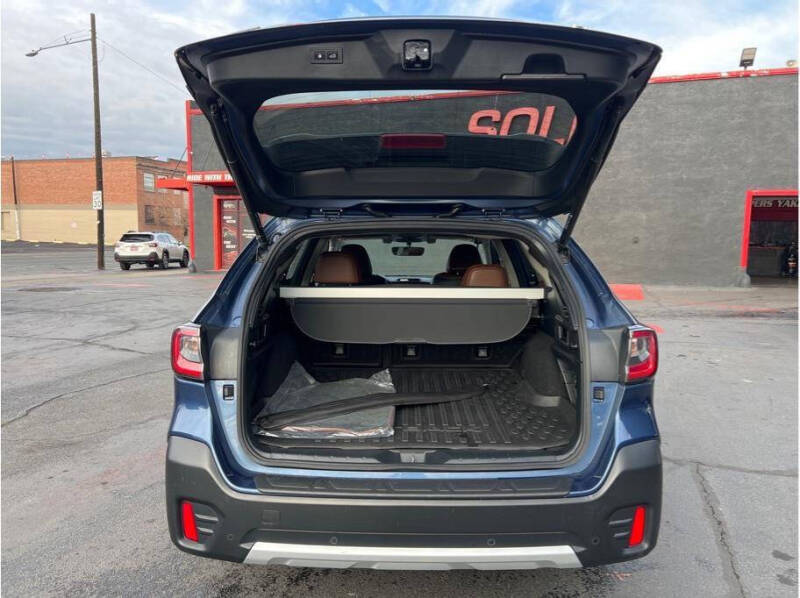 2020 Subaru Outback Touring