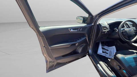 2015 Ford Edge SE