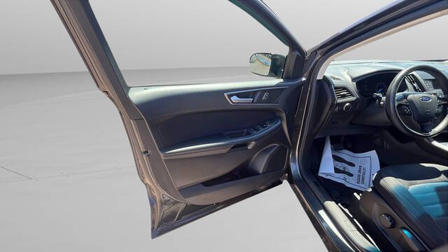 2015 Ford Edge SE