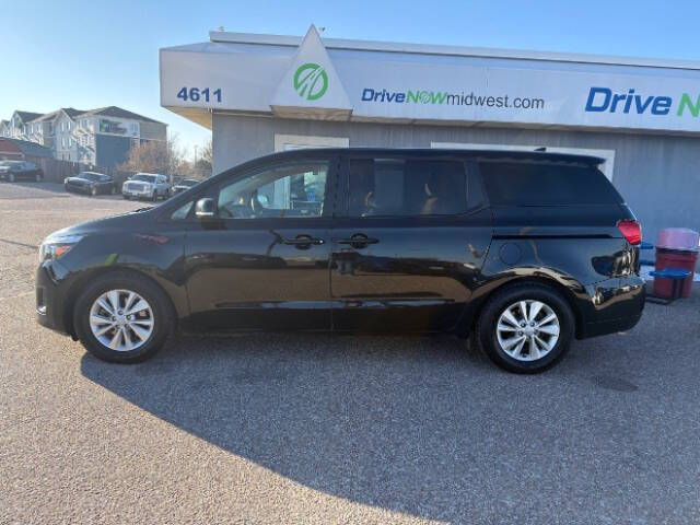 2017 Kia Sedona LX
