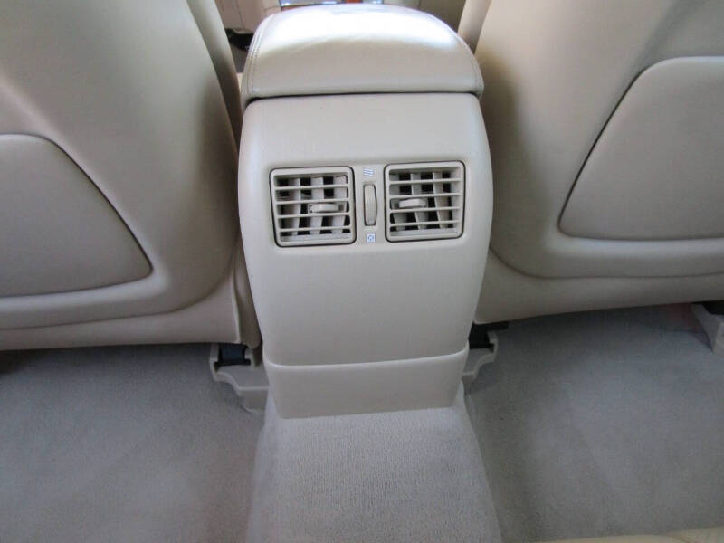 2005 Lexus ES 330