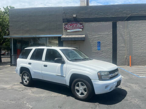 2004 Chevrolet TrailBlazer for sale at Rent To Own Auto Showroom - Rent To Own Inventory in Modesto CA
