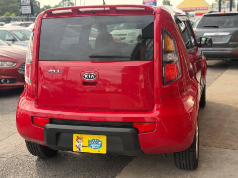 2010 Kia Soul +