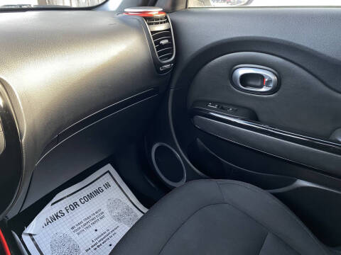2014 Kia Soul +