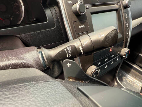 2015 Toyota Camry SE