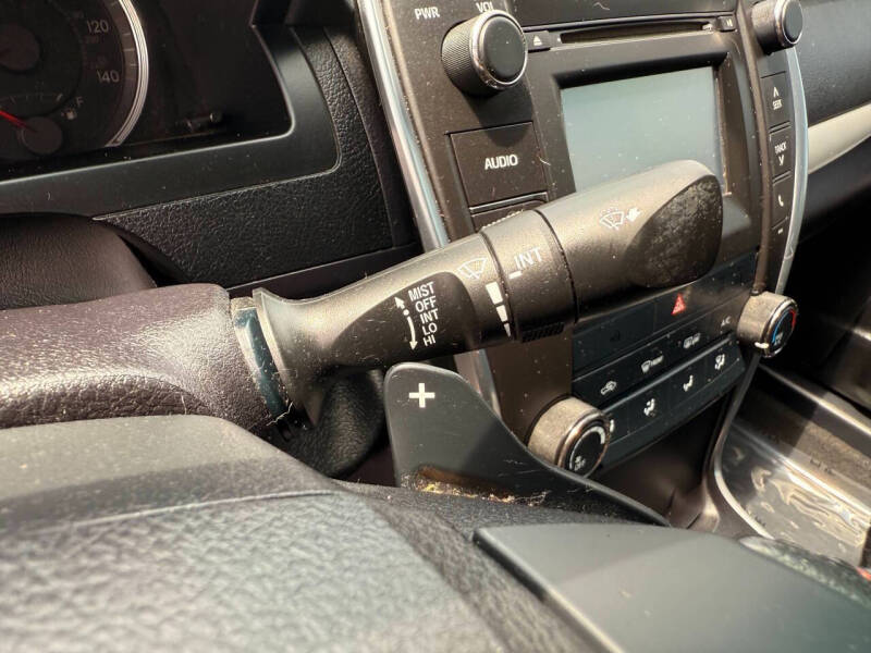 2015 Toyota Camry SE