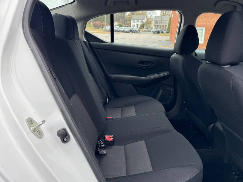 2025 Nissan Sentra SV