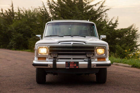 1989 Jeep Grand Wagoneer