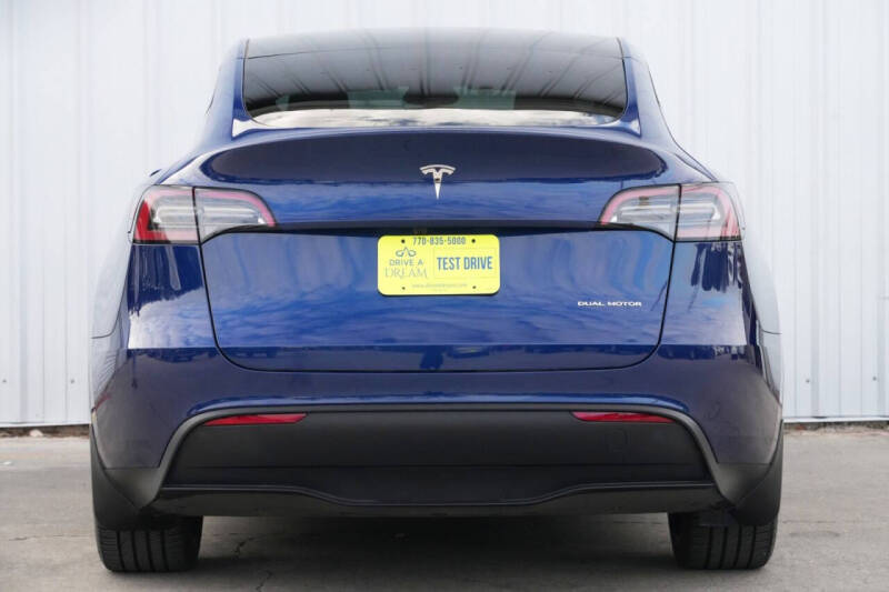 2023 Tesla Model Y Long Range