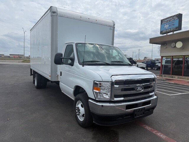 2027 Ford E-Series