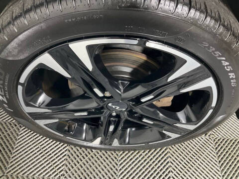 2023 Kia K5