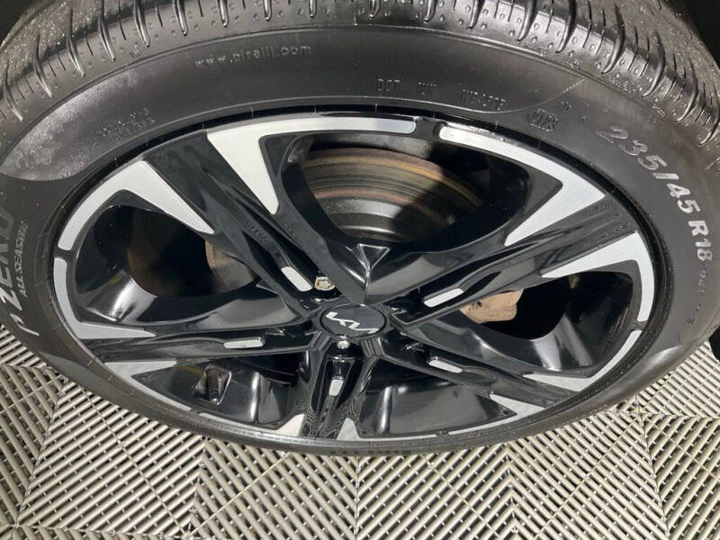 2023 Kia K5