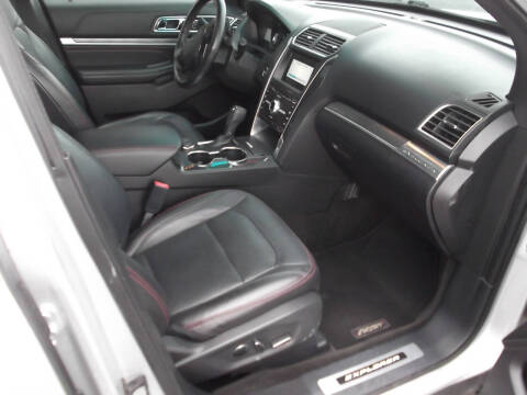 2017 Ford Explorer Sport