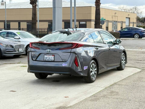 2020 Toyota Prius Prime XLE