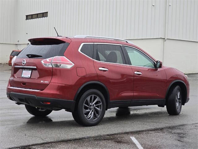 2016 Nissan Rogue SL photo 21