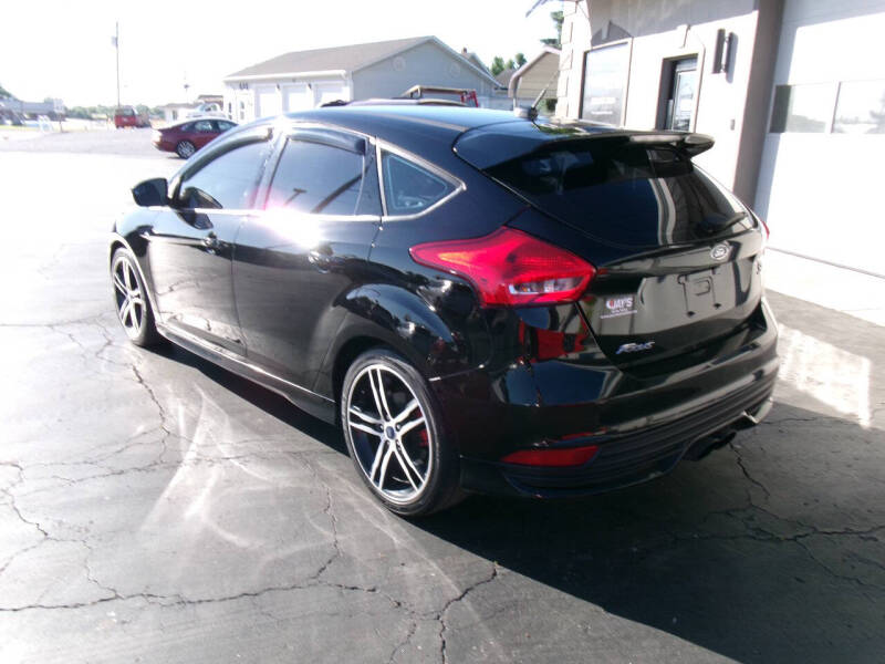 2017 Ford Focus ST