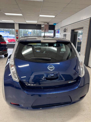2016 Nissan LEAF SV