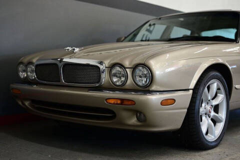 1999 Jaguar XJR