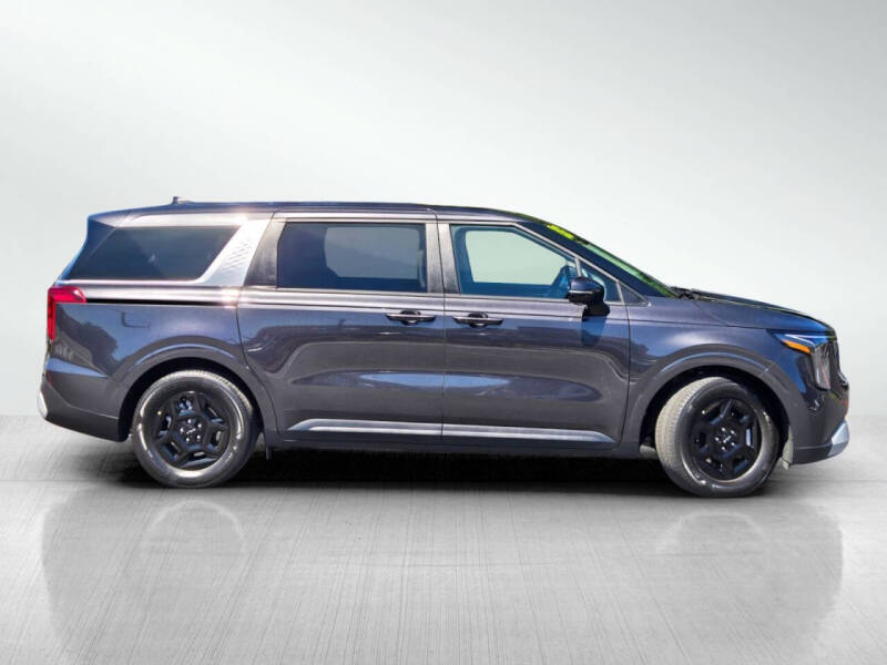 2026 Kia Carnival LX