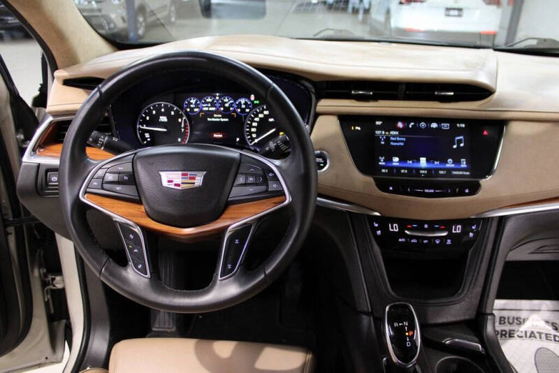 2017 Cadillac XT5 Platinum