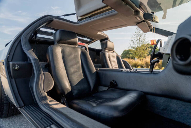 1981 DeLorean DMC-12