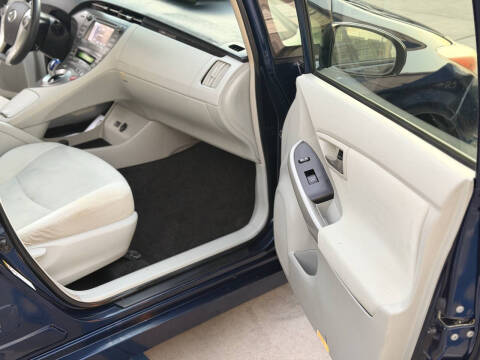 2013 Toyota Prius Two