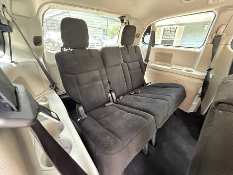 2016 Dodge Grand Caravan SXT Plus